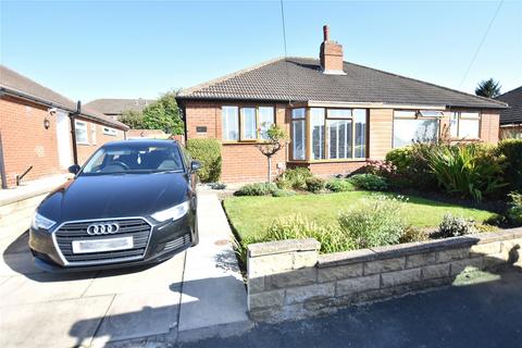 2 bedroom bungalow for sale, Field End Gardens, Leeds, West Yorkshire