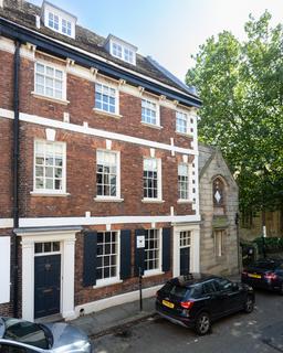 3 bedroom terraced house for sale, St. Saviourgate, York, North Yorkshire, YO1