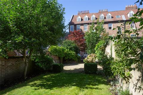 5 bedroom terraced house for sale, St. Saviourgate, York, North Yorkshire, YO1