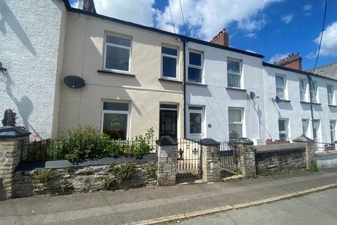 3 bedroom terraced house to rent, Tredydan Road, Launceston, Cornwall, PL15