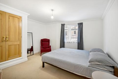 3 bedroom flat for sale, Greycoat House, 27 Greycoat Street, London, SW1P