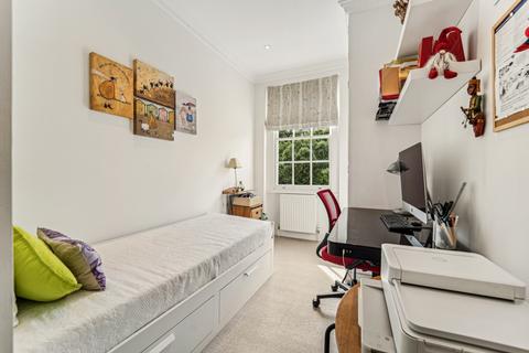 2 bedroom flat for sale, St. Georges Square, London, SW1V