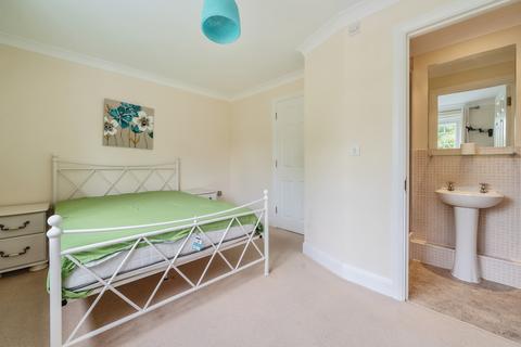 3 bedroom semi-detached house for sale, Ross Court, Kennington OX1