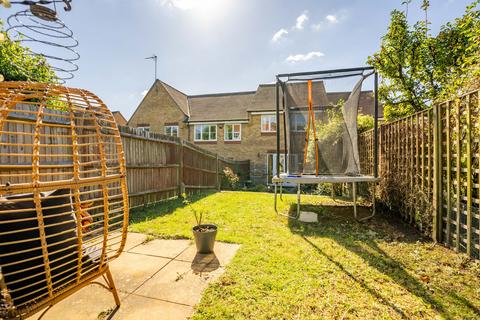 13 Orient Close, St Albans, AL1 1AJ