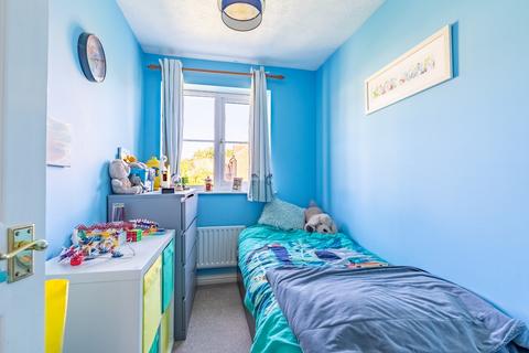 13 Orient Close, St Albans, AL1 1AJ