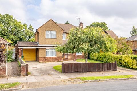 4 bedroom detached house for sale, Midway, Hertfordshire AL3