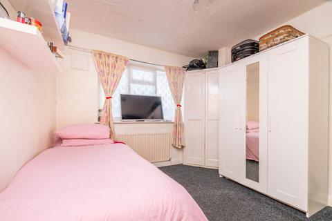 283 Aragon Road, Morden, SM4 4QP