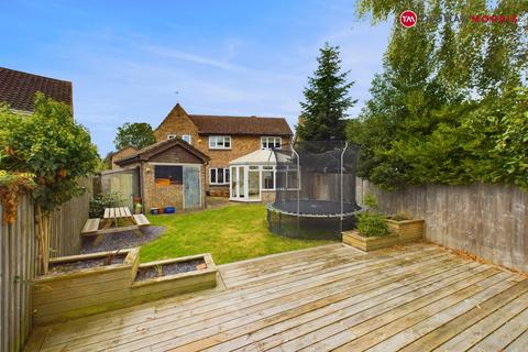 3 bedroom detached house for sale, Highfield Avenue, Huntingdon PE28