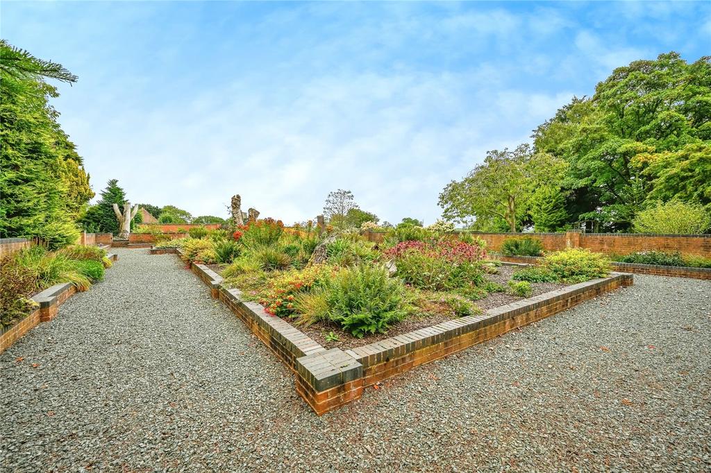 Wall Garden