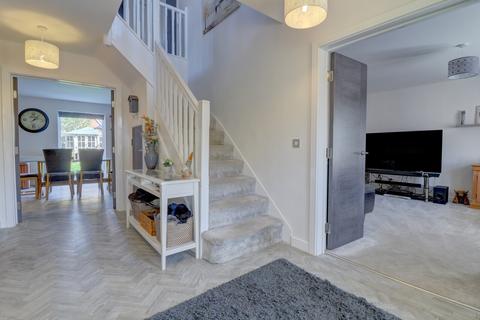 7 Barley Close, Longwick, Princes Risborough, HP27 9ET