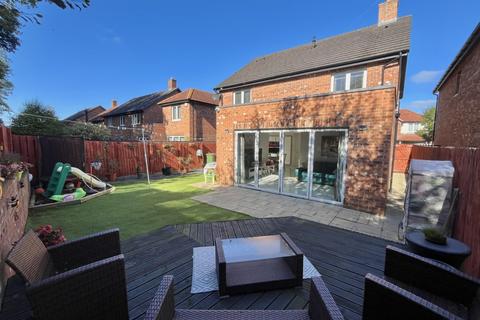 4 bedroom detached house for sale, Hunters Hill Close, Guisborough TS14