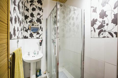 62 Albert Road, Halifax, HX2 0DF