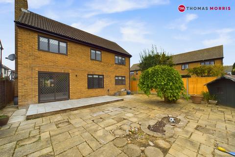 4 bedroom detached house to rent, Gery Court, St. Neots PE19