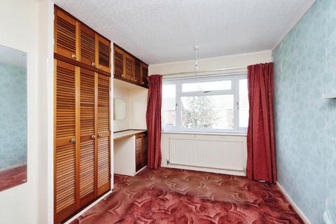 35 Maple Croft Crescent, Sheffield, S9 1DN