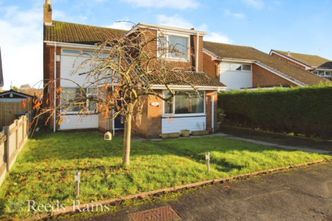 4 bedroom detached house for sale, Baytree Road, Chorley PR6