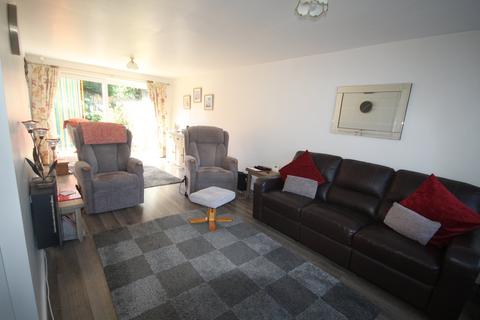 24 Amesbury Crescent, Hemlington, Middlesbrough, TS8 9HR