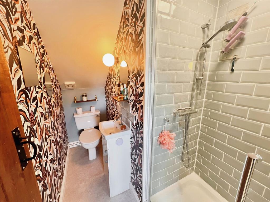 En Suite Shower