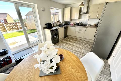 3 bedroom semi-detached house for sale, Mill Meadows Lane, North Yorkshire YO14