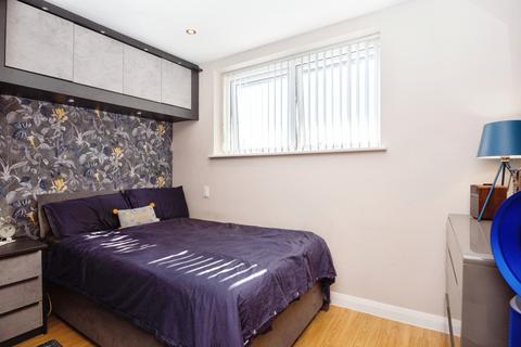 2 bedroom apartment for sale, Taylorson Street South, Salford M5