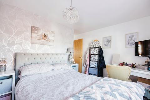 2 Ambleside Gardens, Dundee, DD3 0AN