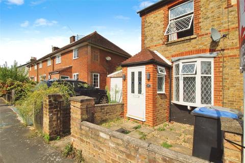 3 bedroom end of terrace house to rent, Wendover Road, Surrey TW18