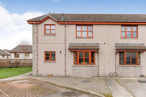 2 bedroom flat to rent, Bain Road, Morayshire IV30