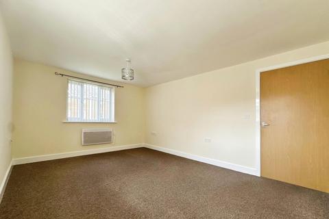 2 bedroom apartment to rent, Linnets Park, Cheshir WA7