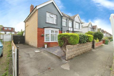 3 bedroom semi-detached house for sale, Claremont Road, Hampshire SO15