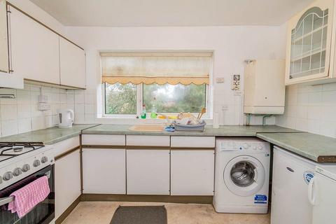 2 bedroom flat to rent, Glen Eyre Road, Hampshire SO16