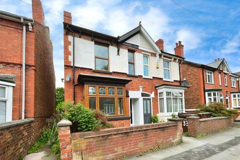 3 bedroom semi-detached house to rent, Victoria Road, Wolverhampton WV11