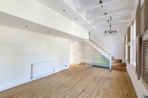 2 bedroom flat to rent, Scampston Mews, Ladbroke Grove, W10