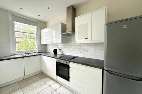 4 bedroom flat to rent, Finchley Road, London NW8