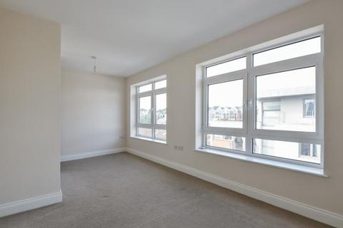 2 bedroom apartment to rent, Mantle Road, London SE4