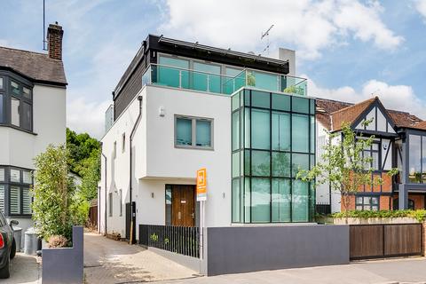 5 bedroom house to rent, Somerset Road, SW19