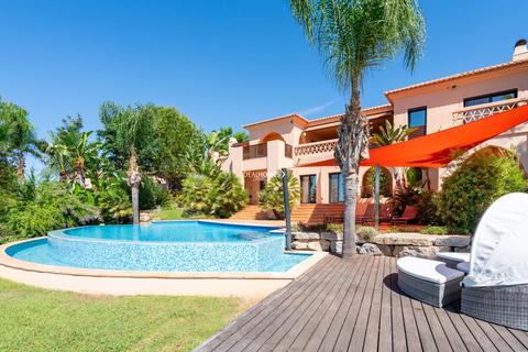 4 bedroom villa, Alcantarilha,  Algarve