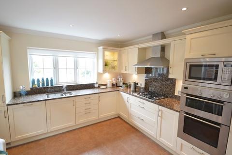 4 bedroom semi-detached house to rent, Bremere Lane, Highleigh, Chichester, PO20