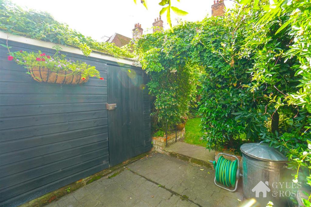 Shed