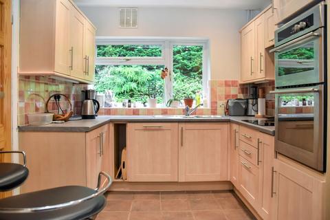 3 bedroom detached house for sale, Bishops Road, Farnham GU9