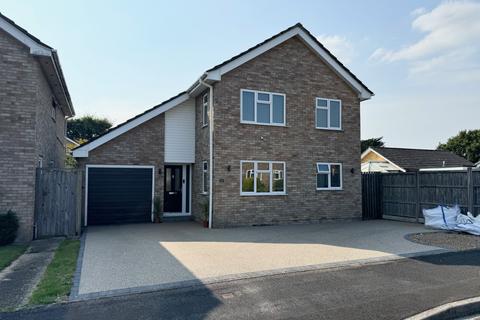 4 bedroom detached house for sale, Wessex Close, Blackfield, Southampton, Hampshire, SO45