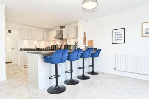 3 bedroom semi-detached house for sale, Stansfield Close, Apperley Bridge