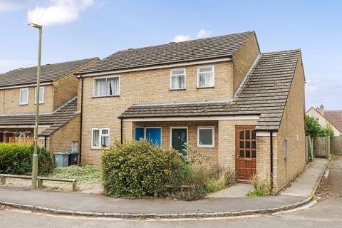 2 bedroom maisonette for sale, Sycamore Drive, Carterton, Oxfordshire, OX18