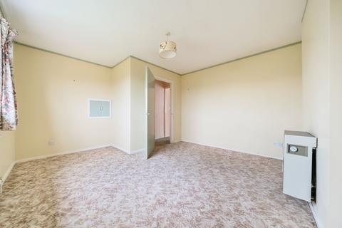 2 bedroom maisonette for sale, Sycamore Drive, Carterton, Oxfordshire, OX18