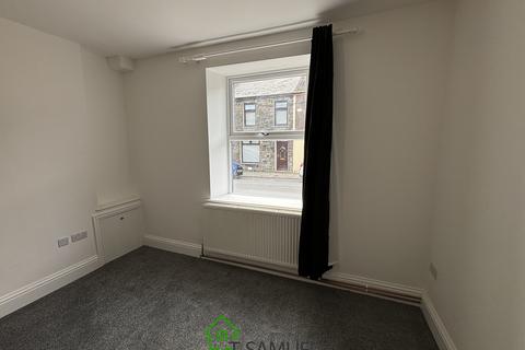 3 bedroom terraced house to rent, Gwendoline Street, Treherbert