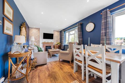 6 Bourne Vale, Plaxtol, Sevenoaks, TN15 0QT