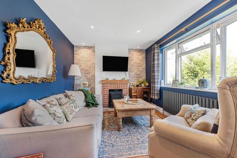 6 Bourne Vale, Plaxtol, Sevenoaks, TN15 0QT
