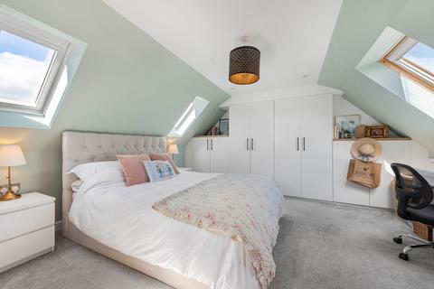 6 Bourne Vale, Plaxtol, Sevenoaks, TN15 0QT