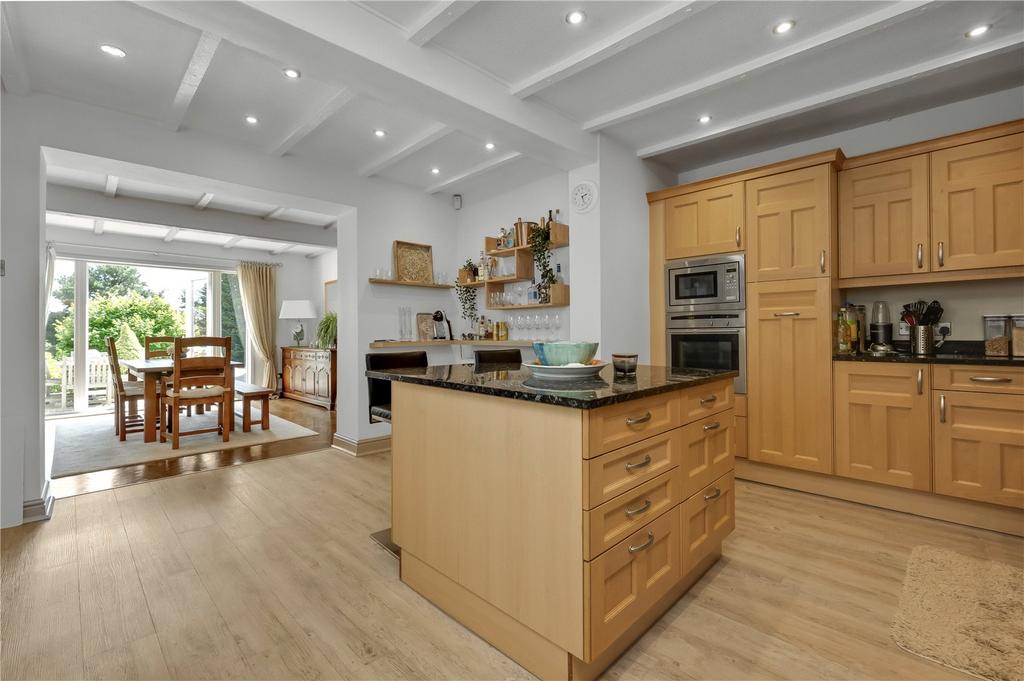 Kitchen/Breakfast
