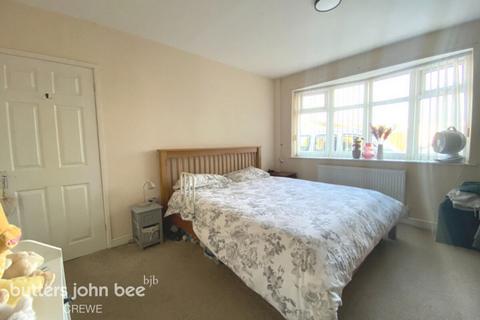 2 bedroom bungalow for sale, Avon Drive, Crewe