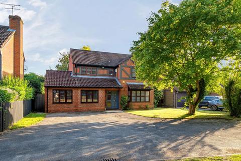 4 bedroom detached house for sale, Maidenhead,  Berkshire,  SL6