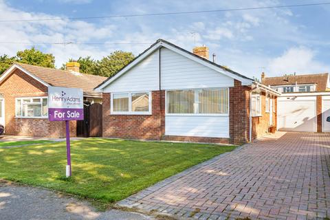 2 bedroom detached bungalow for sale, Walberton Close, Felpham, PO22